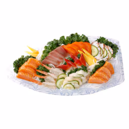 T&T Kitchen Sashimi Boat E (32pcs)