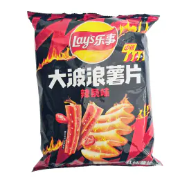Lay's Spicy Strip Flavoured Potato Chips (70g)