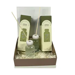 Song Chao Wonderland Fragrance Set - Pear Freesia & Misty Forest Moss (2x200mL)